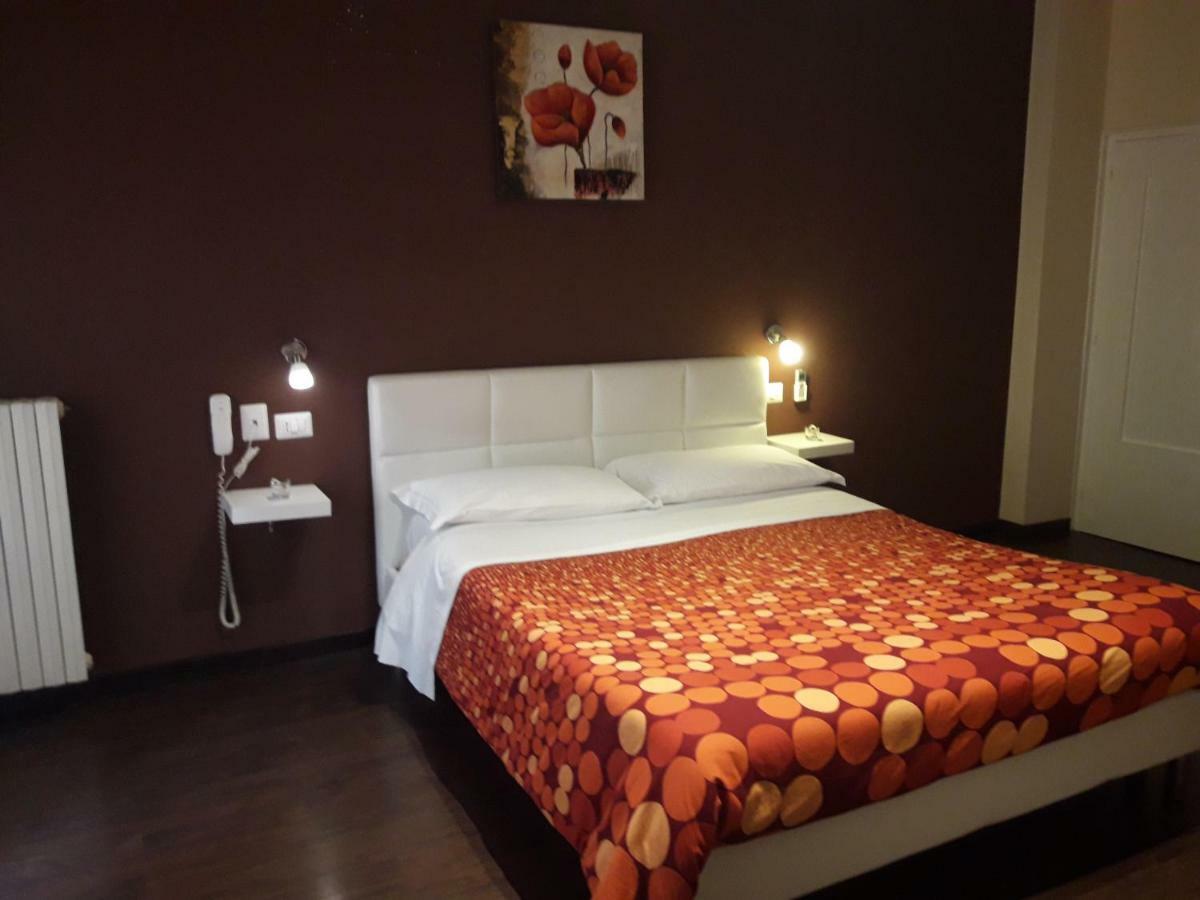 Dolci Ricordi Hotel Bari Bagian luar foto