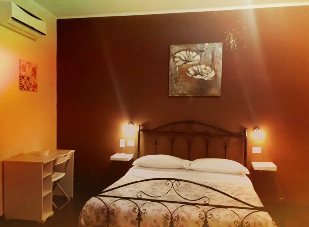 Dolci Ricordi Hotel Bari Bagian luar foto