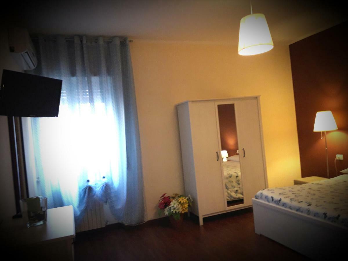 Dolci Ricordi Hotel Bari Bagian luar foto